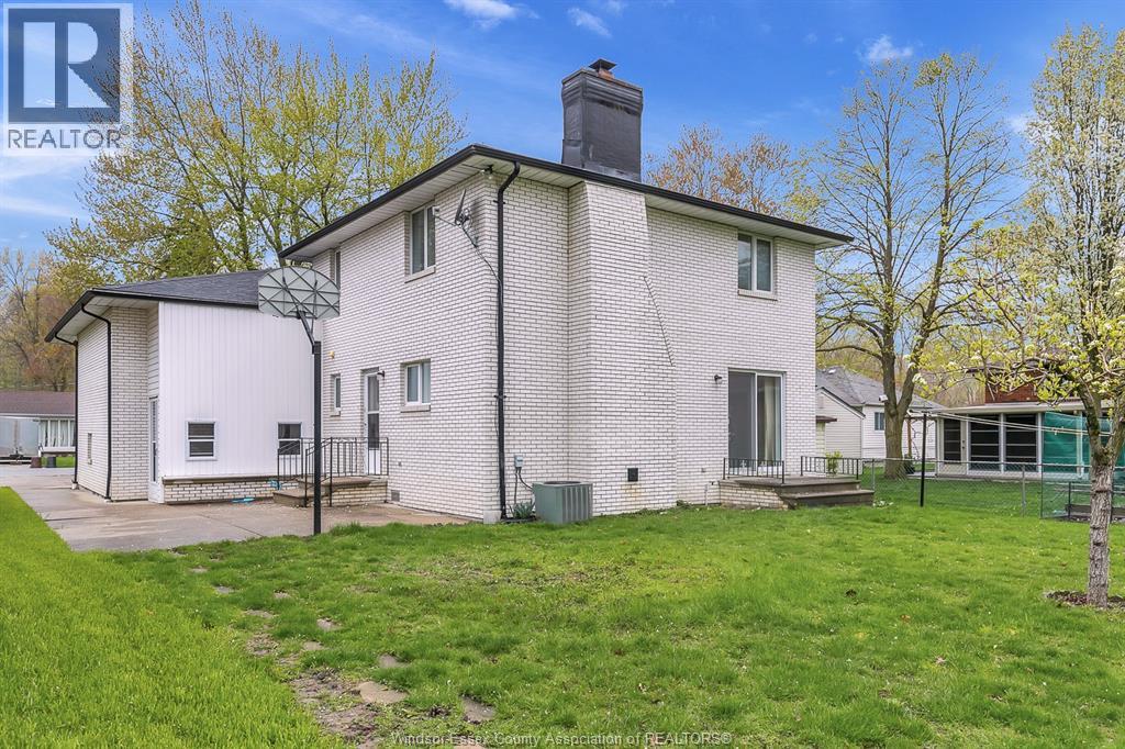 3818 Woodward, Windsor, Ontario  N8W 2Z3 - Photo 35 - 26010447