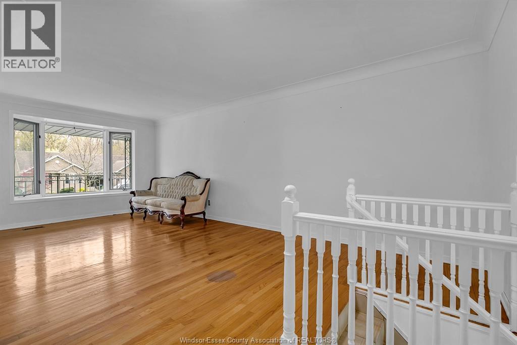 3818 Woodward, Windsor, Ontario  N8W 2Z3 - Photo 8 - 26010447