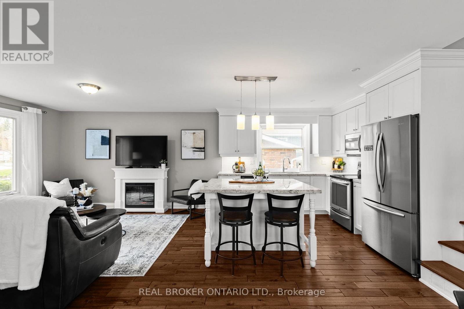 319 Brewery Lane, Orillia, Ontario  L3V 7H5 - Photo 4 - S13098090