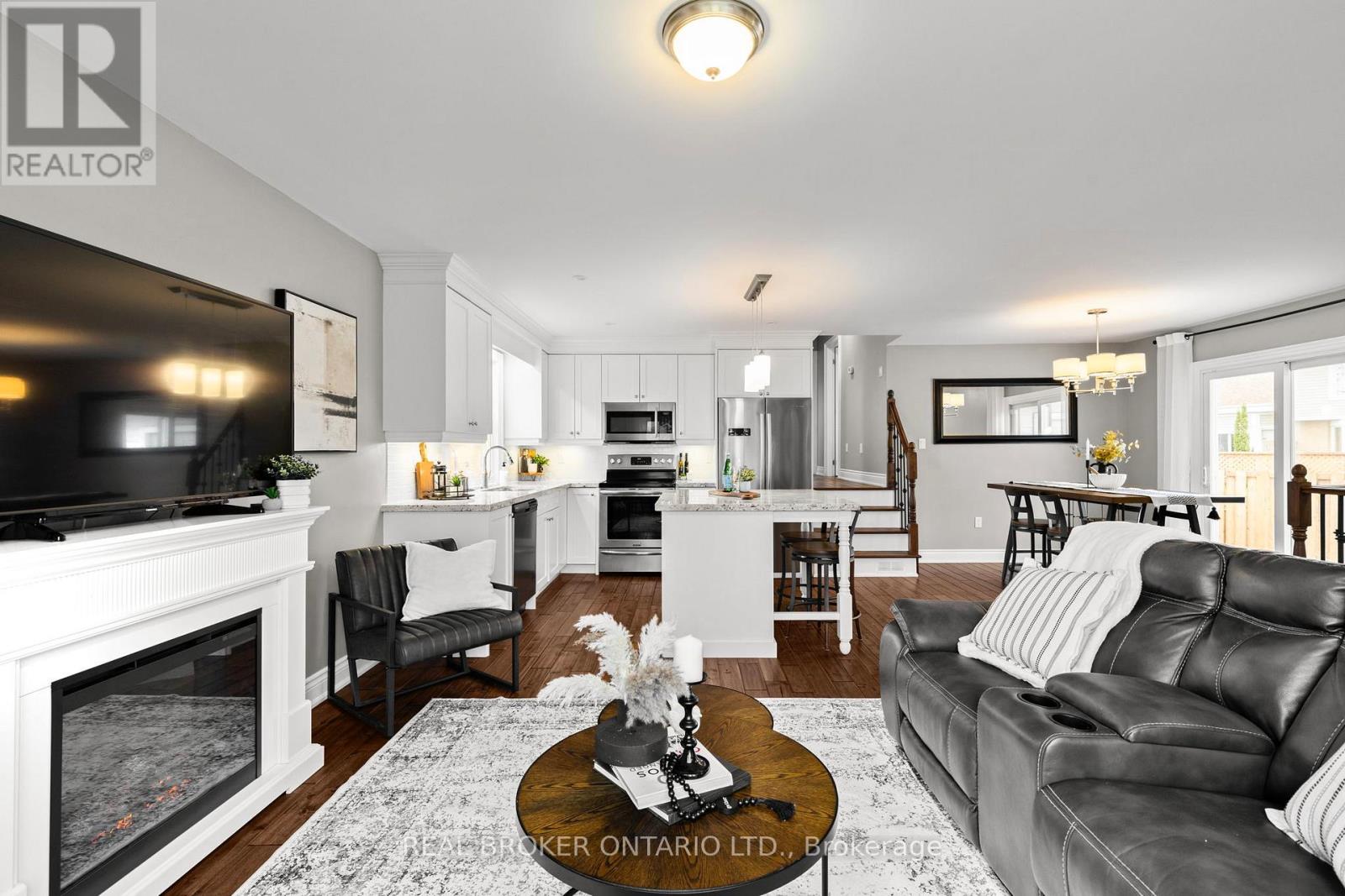 319 Brewery Lane, Orillia, Ontario  L3V 7H5 - Photo 8 - S13098090