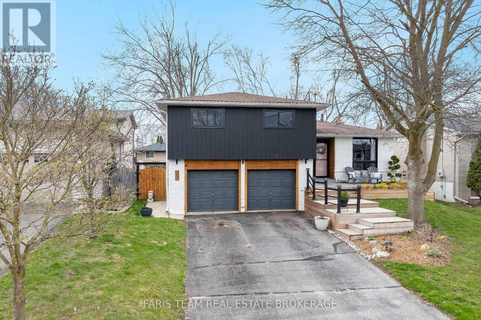 20 CAROL ROAD, Barrie, Ontario