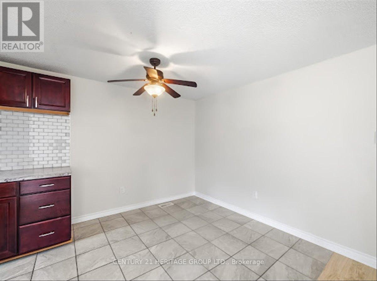110 - 1 Shadowood Road, Barrie, Ontario  L4N 7K5 - Photo 11 - S13098022