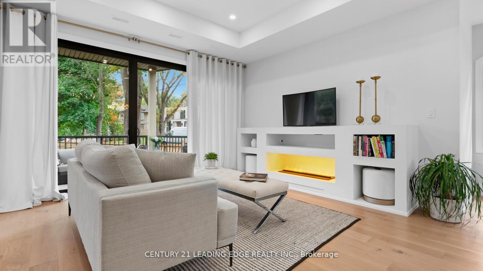 197 Glen Oak Drive, Oakville, Ontario  L6K 2J3 - Photo 15 - W12843096