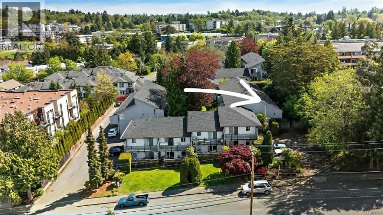5 3235 Alder St, Saanich, British Columbia  V8X 1P3 - Photo 2 - 1033330