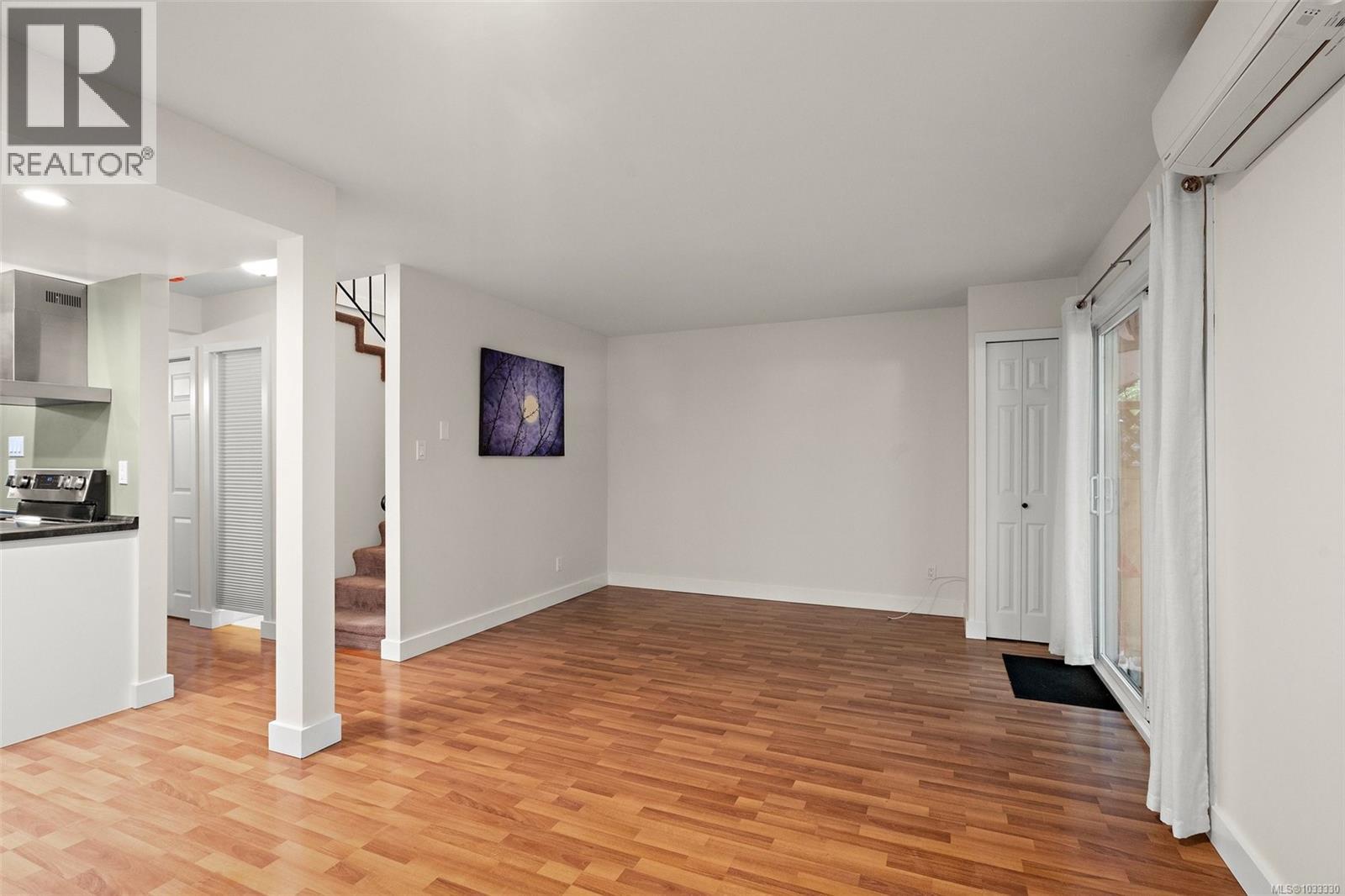 5 3235 Alder St, Saanich, British Columbia  V8X 1P3 - Photo 7 - 1033330