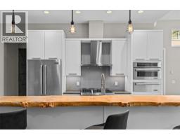 1085 Westpoint Drive, Kelowna, British Columbia  V1W 4Z9 - Photo 10 - 10385964