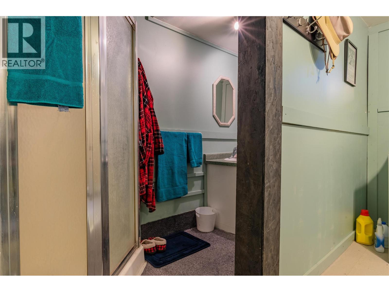 1662 Columbia Avenue, Trail, British Columbia  V1R 1K2 - Photo 18 - 10385802