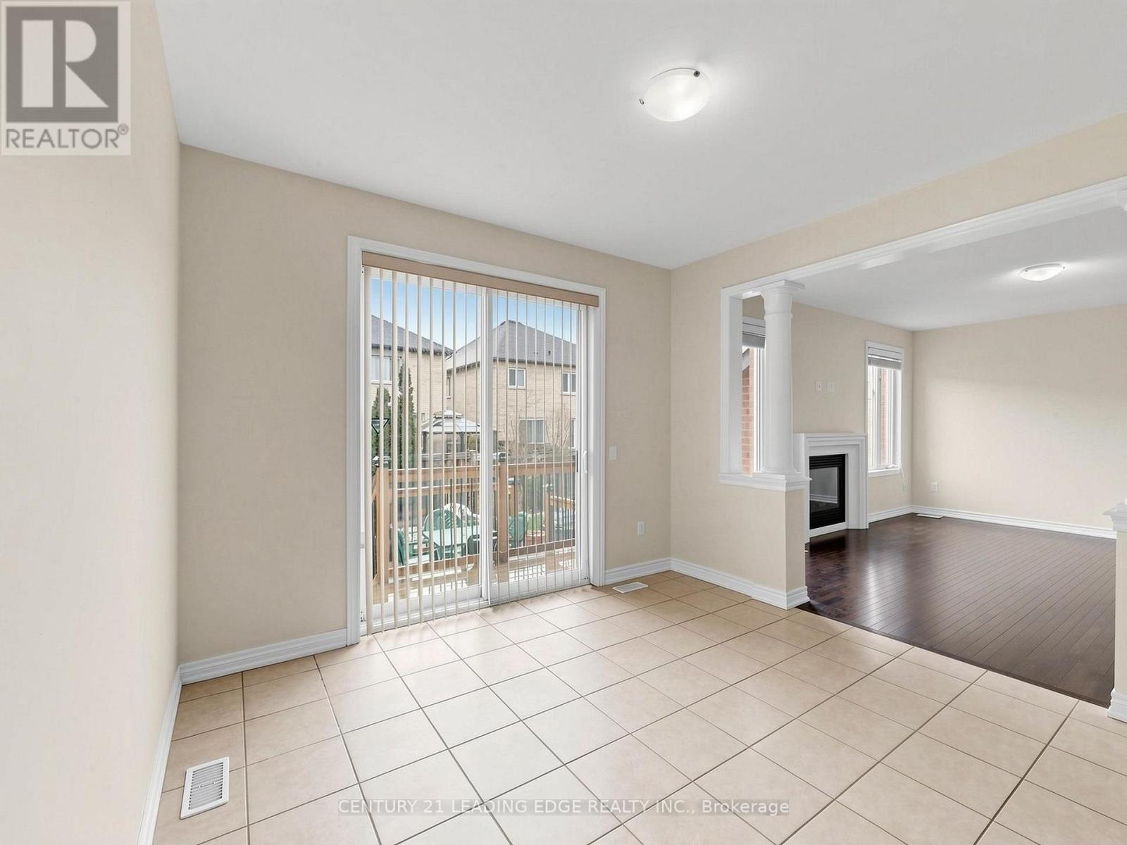 51 Drummondville Drive, Brampton, Ontario  L6P 3M9 - Photo 13 - W13098050