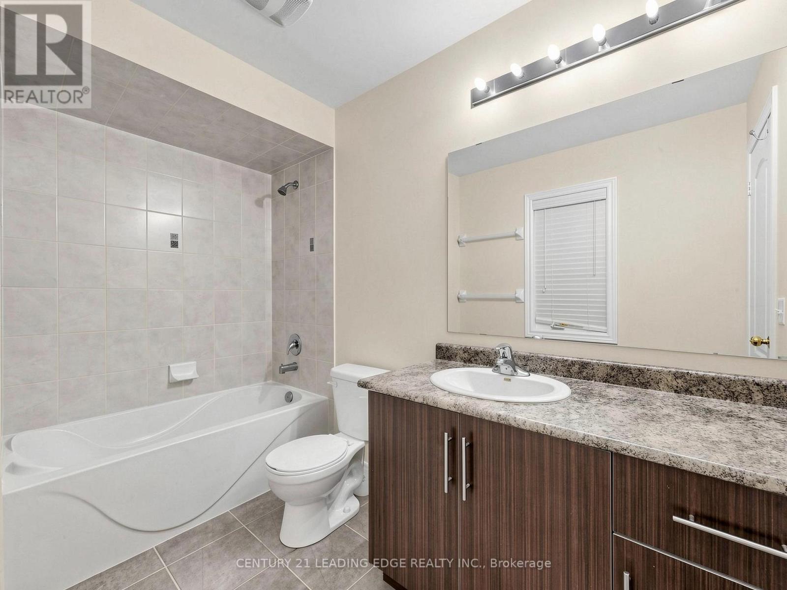 51 Drummondville Drive, Brampton, Ontario  L6P 3M9 - Photo 28 - W13098050