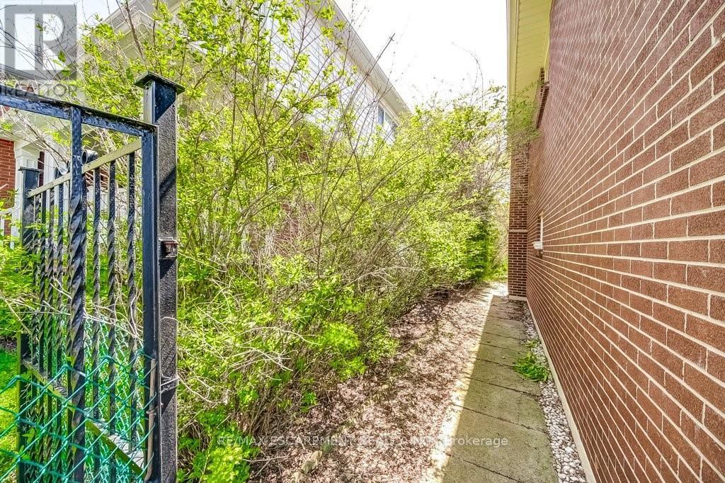 4356 Dublin Crescent, Burlington, Ontario  L7L 2S5 - Photo 41 - W13098068