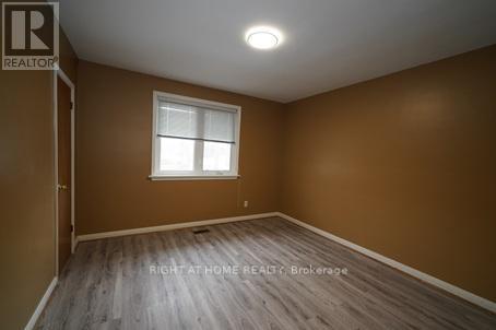 35 Beckett Avenue, Toronto, Ontario  M6L 2B3 - Photo 7 - W13098138