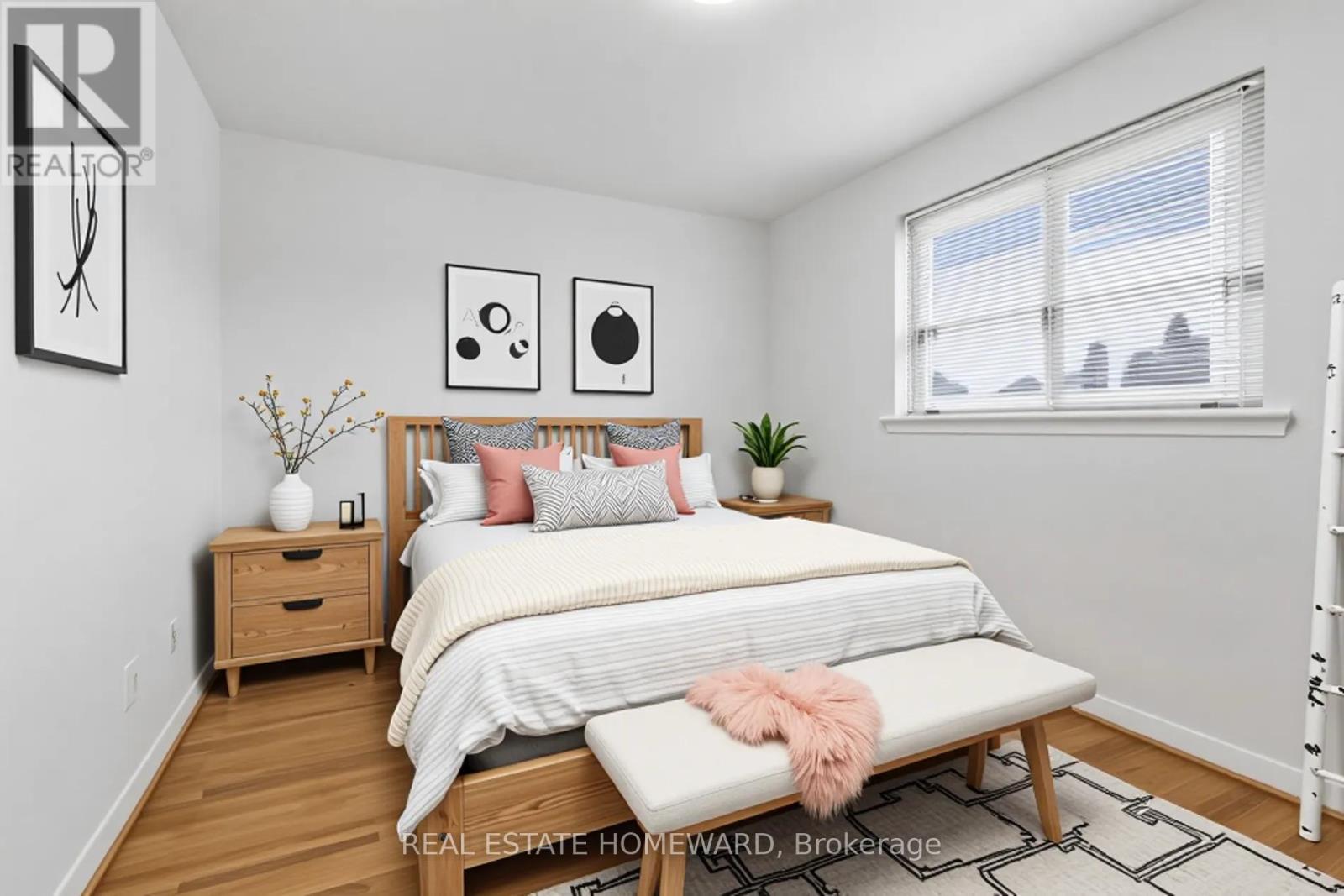 71 Thwaite Avenue, Toronto, Ontario  M3L 2C8 - Photo 25 - W13098146
