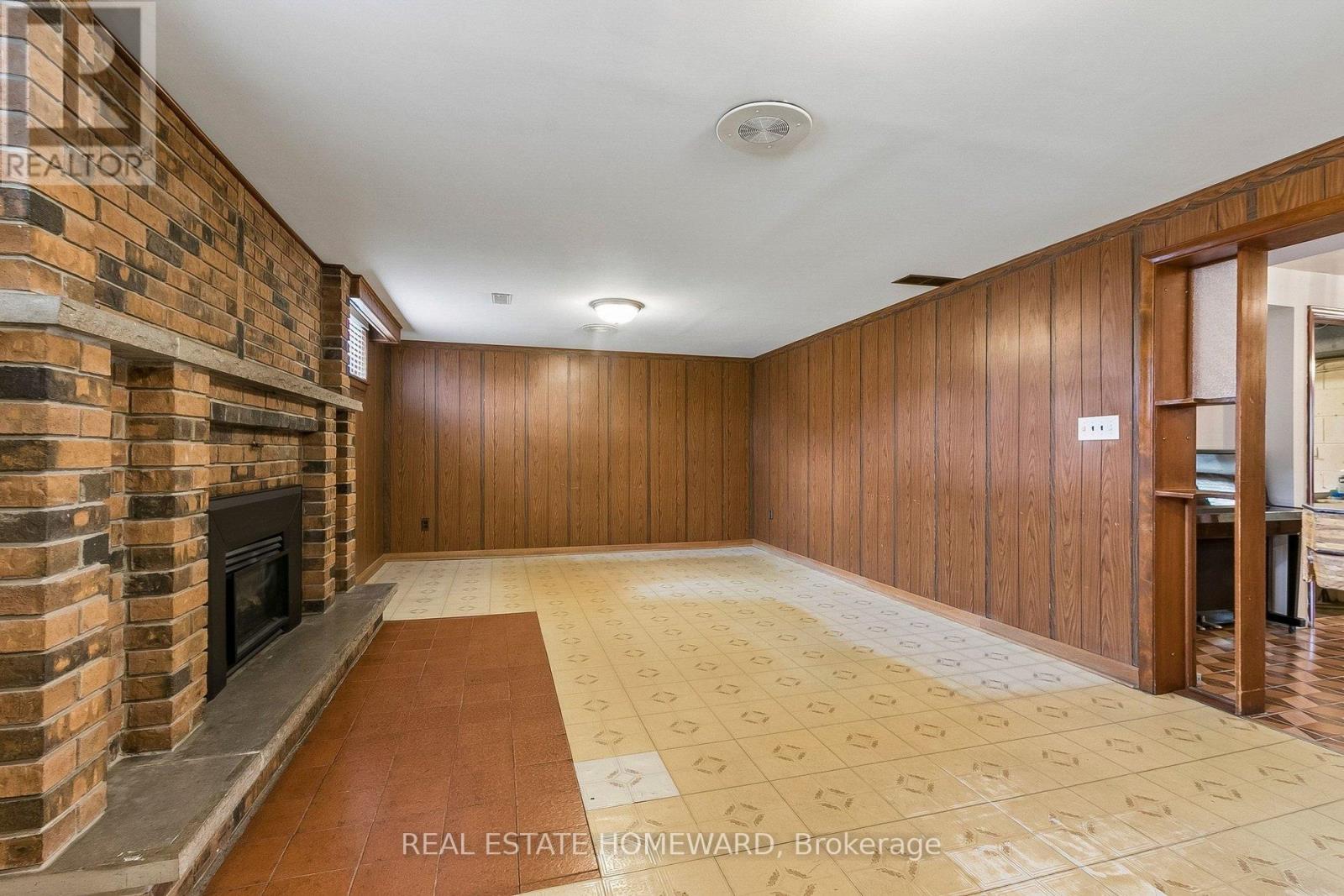 71 Thwaite Avenue, Toronto, Ontario  M3L 2C8 - Photo 39 - W13098146