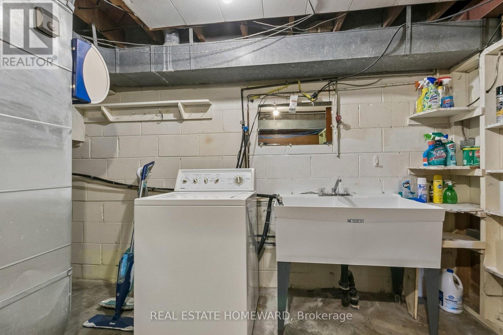 71 Thwaite Avenue, Toronto, Ontario  M3L 2C8 - Photo 42 - W13098146