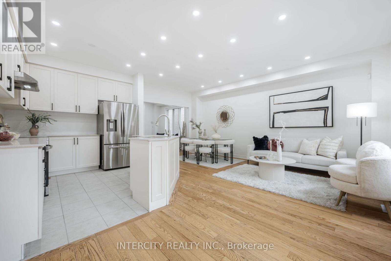 31 Matterhorn Road, Brampton, Ontario  L7A 5A3 - Photo 10 - W13098150