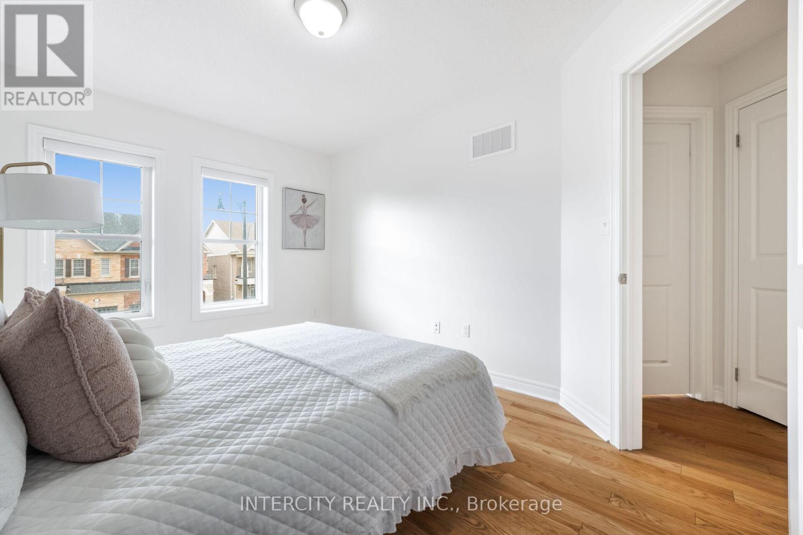 31 Matterhorn Road, Brampton, Ontario  L7A 5A3 - Photo 30 - W13098150