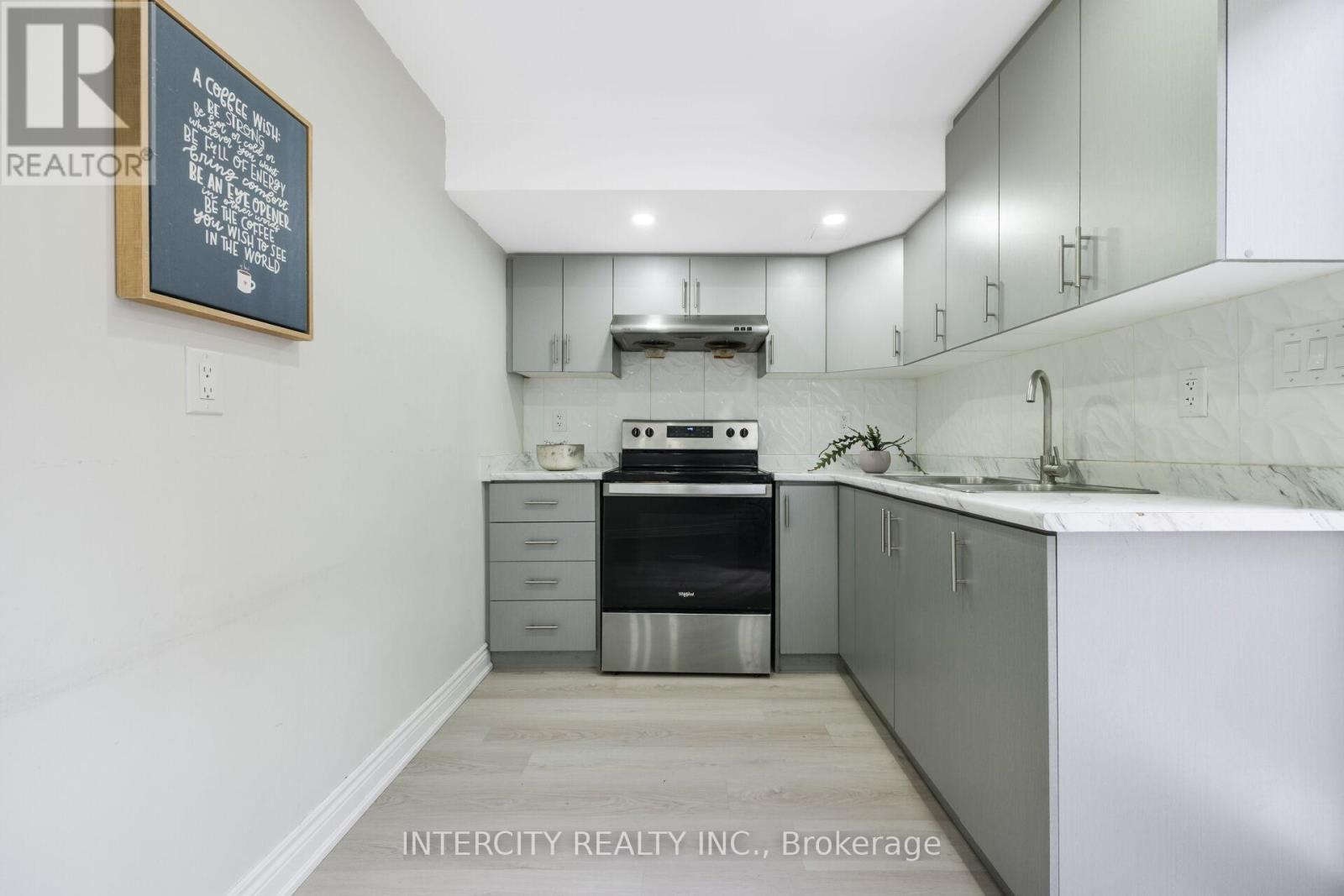 31 Matterhorn Road, Brampton, Ontario  L7A 5A3 - Photo 39 - W13098150