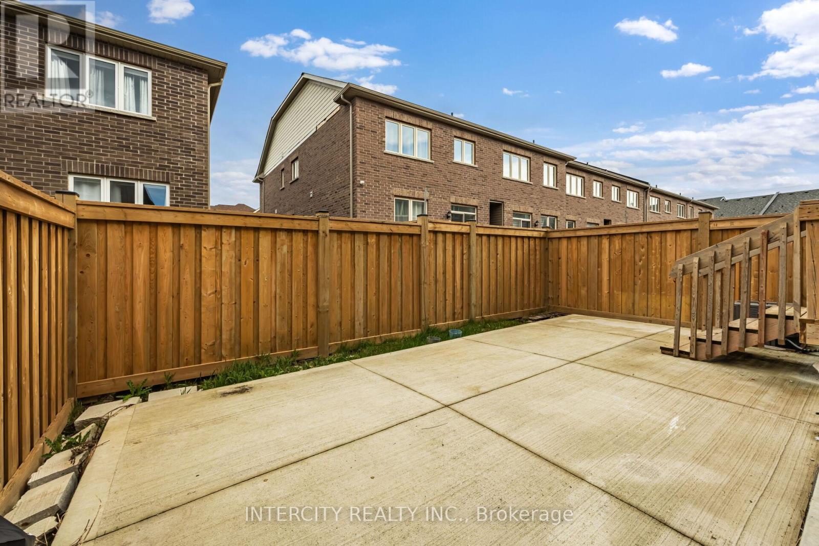 31 Matterhorn Road, Brampton, Ontario  L7A 5A3 - Photo 48 - W13098150