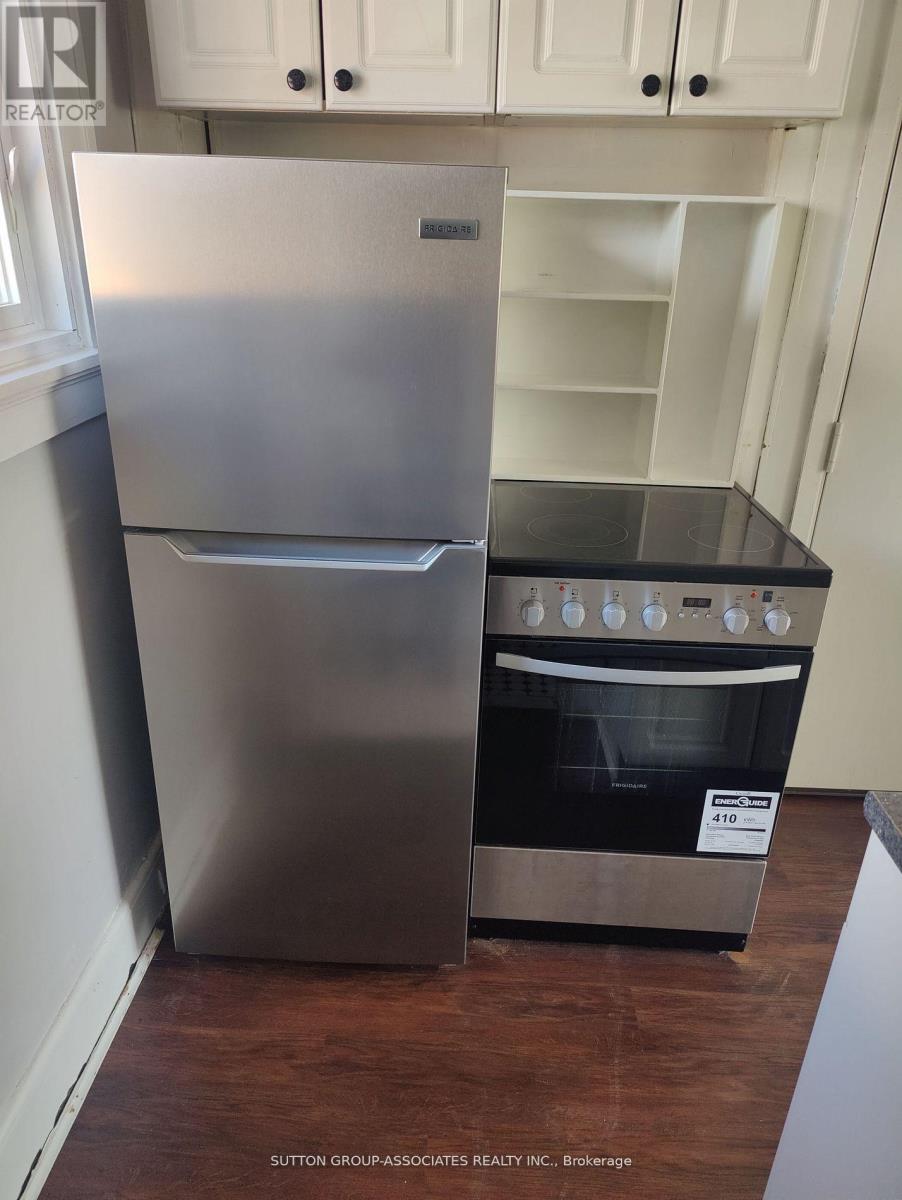 2 - 117 Marion Street, Toronto, Ontario  M6R 1E6 - Photo 13 - W13098242