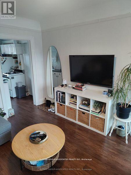 2 - 117 Marion Street, Toronto, Ontario  M6R 1E6 - Photo 4 - W13098242