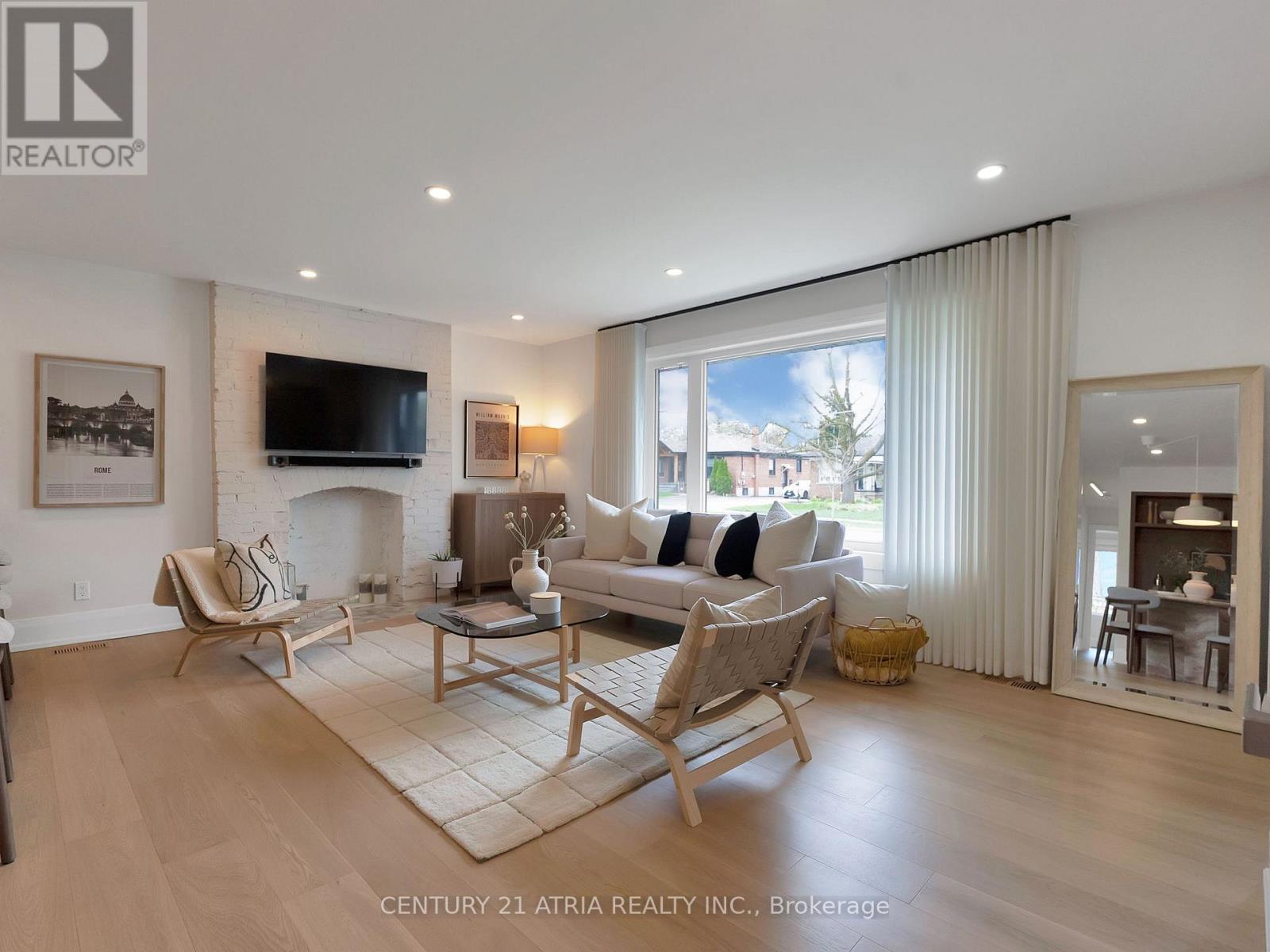 23 Lloyd Manor Road, Toronto, Ontario  M9B 5H5 - Photo 3 - W13098268