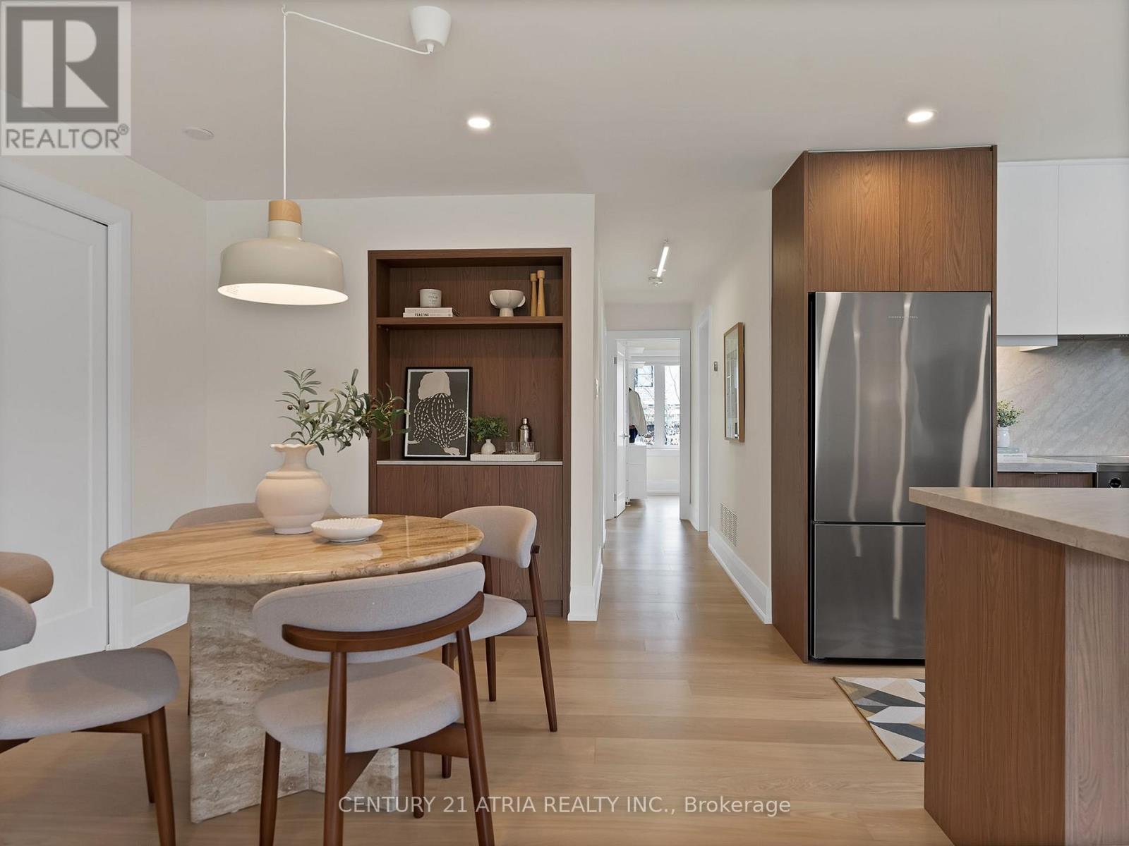 23 Lloyd Manor Road, Toronto, Ontario  M9B 5H5 - Photo 7 - W13098268