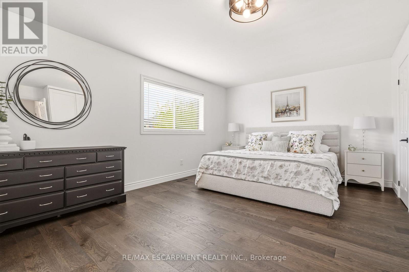 1379 Liverpool Street, Oakville, Ontario  L6M 4P1 - Photo 29 - W13098272