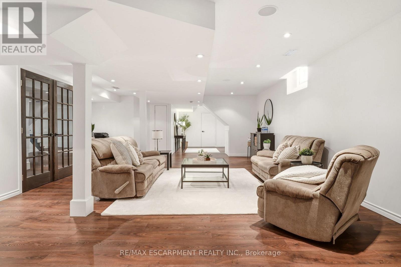 1379 Liverpool Street, Oakville, Ontario  L6M 4P1 - Photo 38 - W13098272