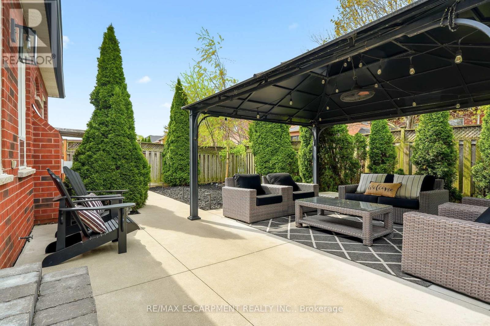1379 Liverpool Street, Oakville, Ontario  L6M 4P1 - Photo 45 - W13098272