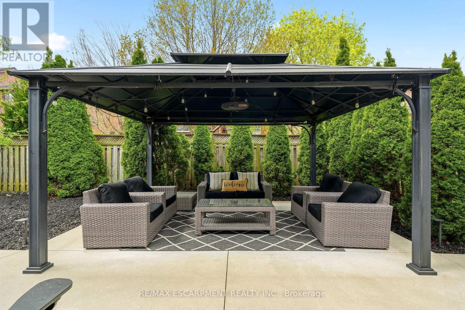 1379 Liverpool Street, Oakville, Ontario  L6M 4P1 - Photo 47 - W13098272
