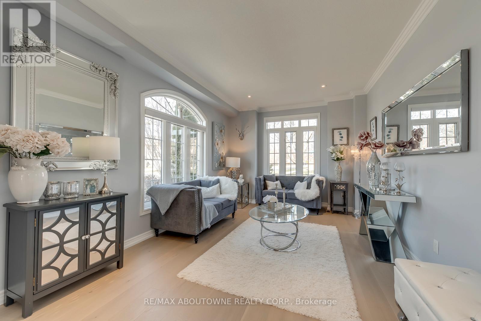 2389 Grand Oak Trail, Oakville, Ontario  L6M 4V4 - Photo 7 - W13098284