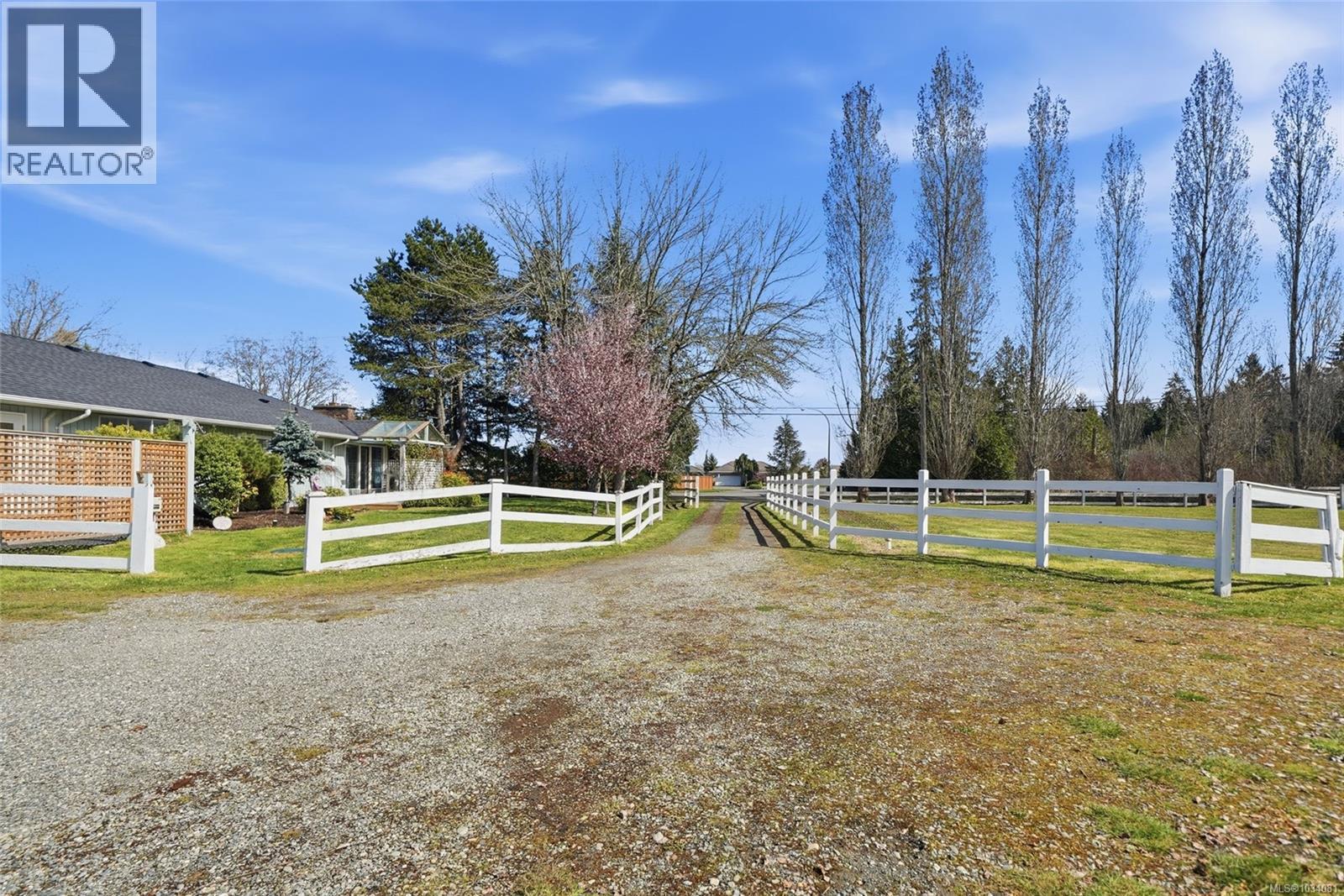 792 Bennett Rd, Qualicum Beach, British Columbia  V9K 1N1 - Photo 58 - 1034081