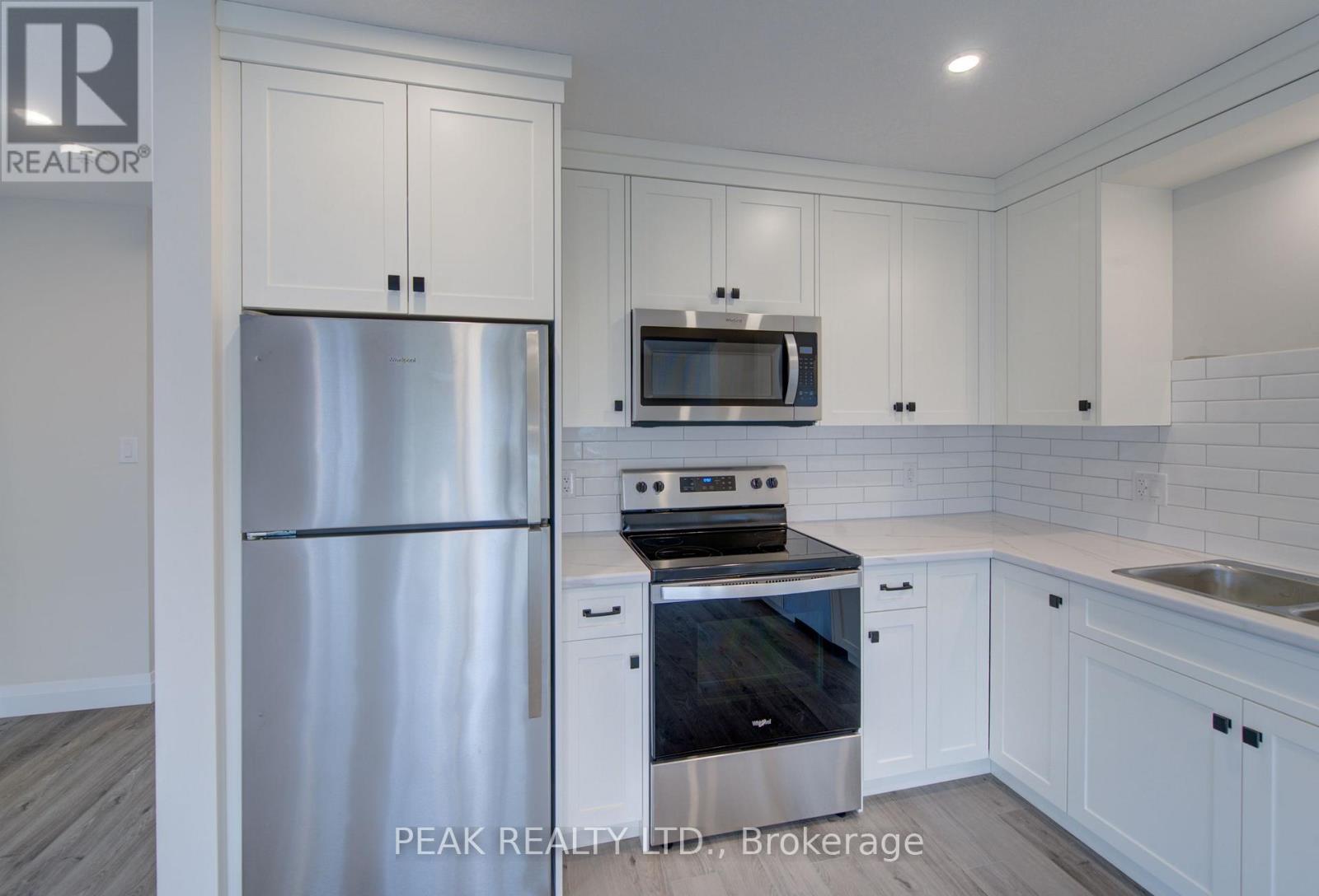 723 Elma Street W, North Perth, Ontario  N4W 1W5 - Photo 14 - X13098094