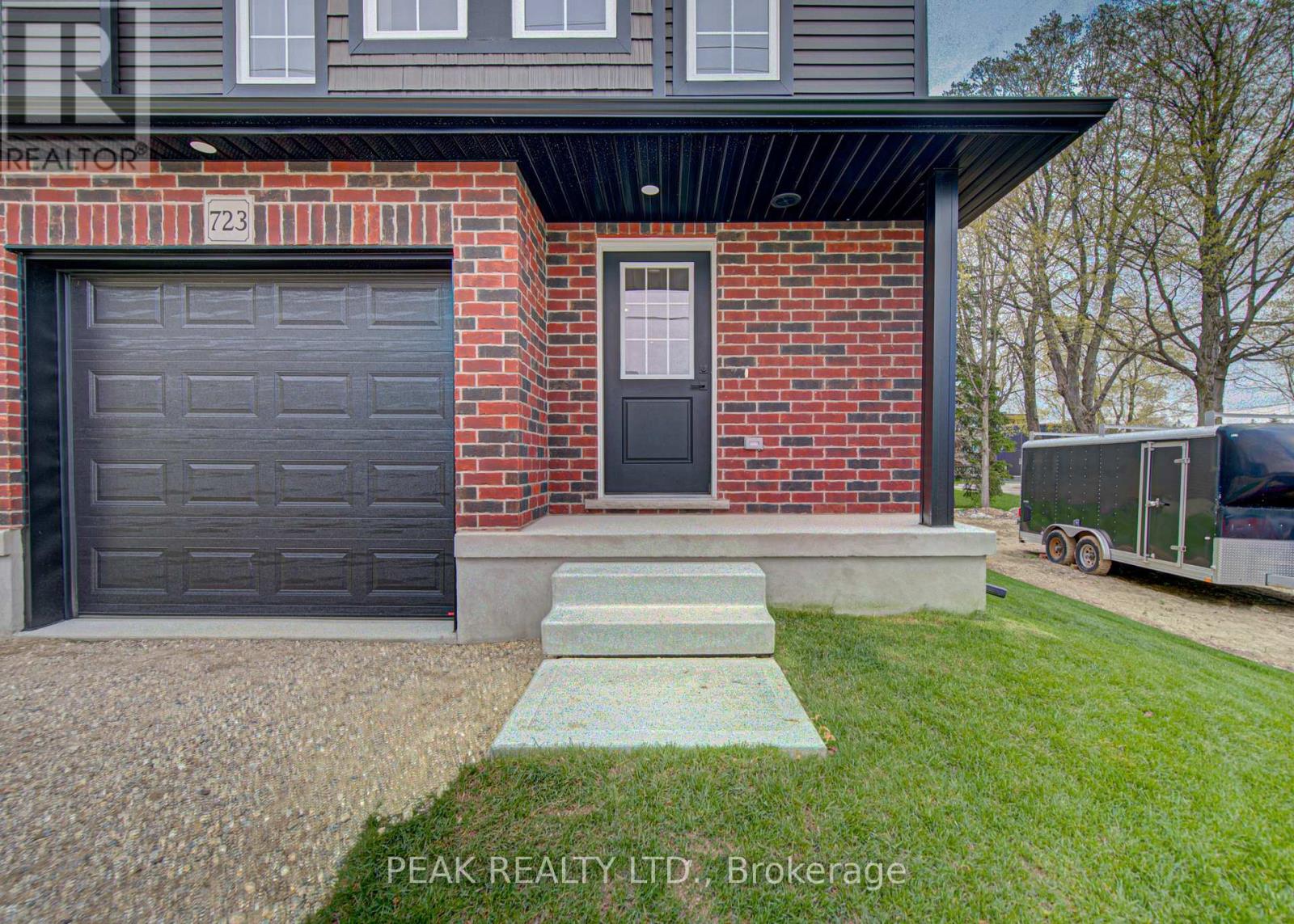 723 Elma Street W, North Perth, Ontario  N4W 1W5 - Photo 3 - X13098094