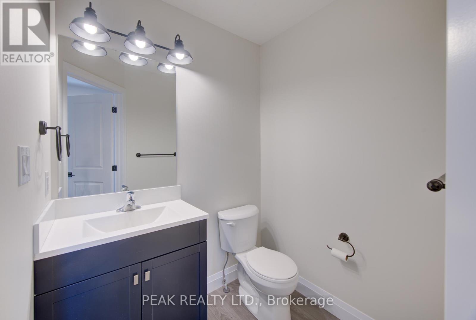 723 Elma Street W, North Perth, Ontario  N4W 1W5 - Photo 7 - X13098094