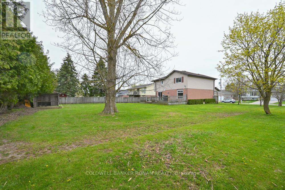 56 Edward Street, Mapleton, Ontario  N0G 1P0 - Photo 23 - X13098162