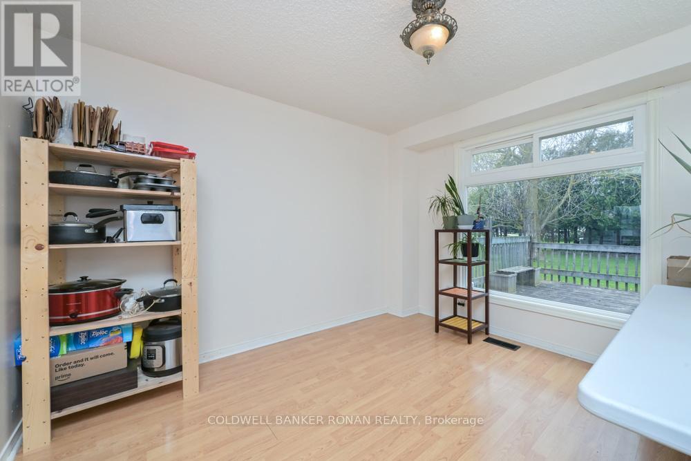 56 Edward Street, Mapleton, Ontario  N0G 1P0 - Photo 7 - X13098162