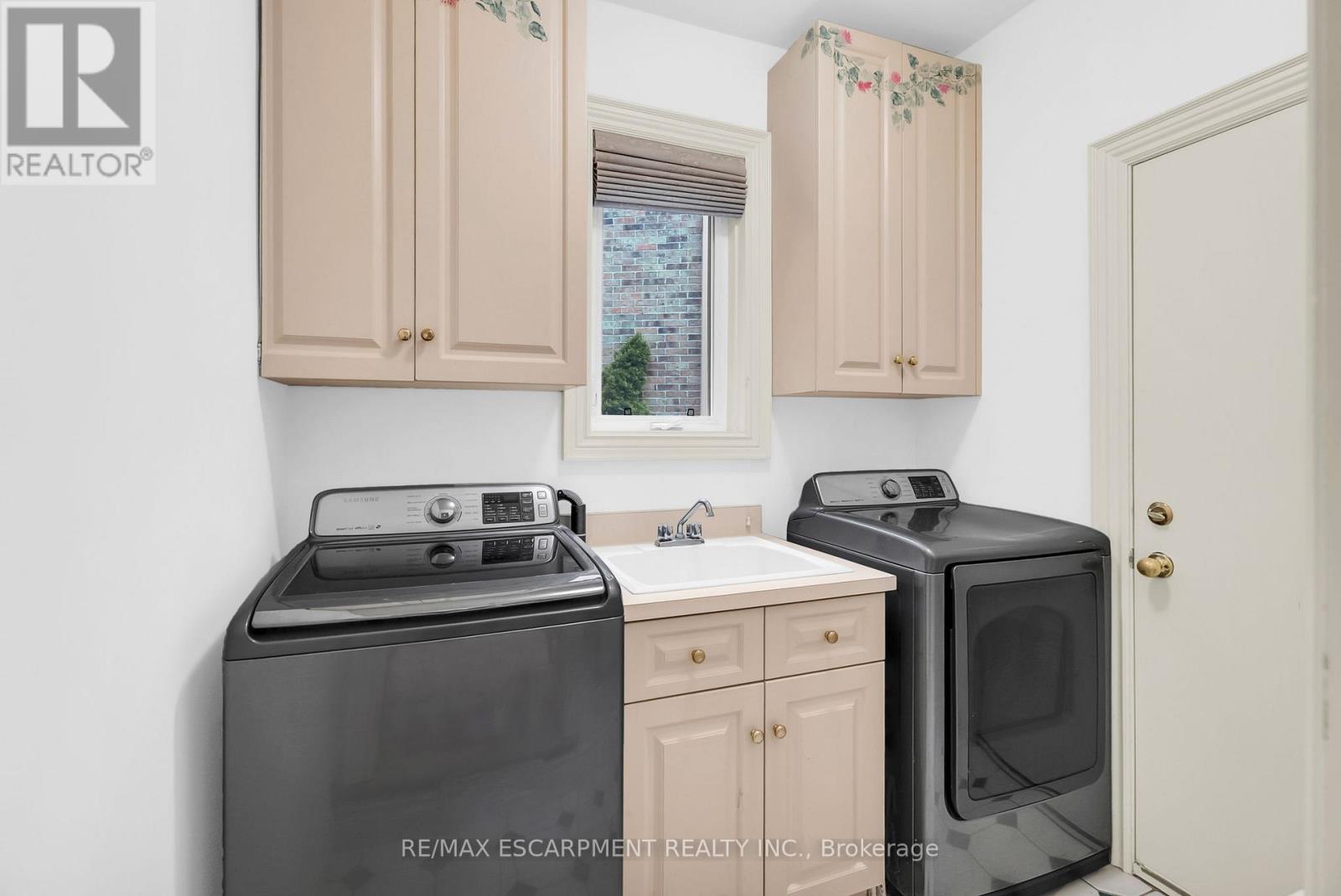 484 Bush Drive, Hamilton, Ontario  L9G 4T4 - Photo 21 - X13098206