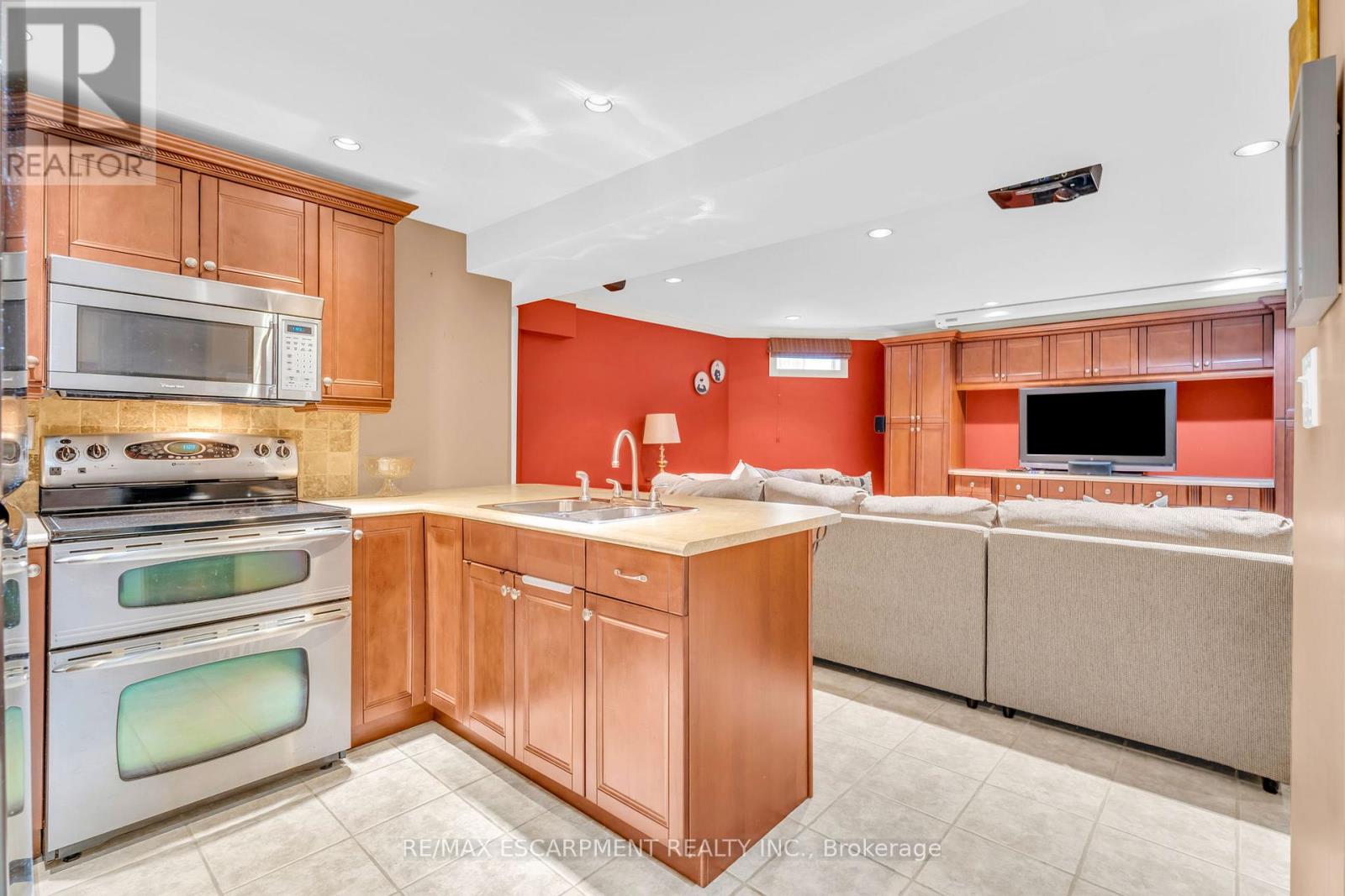 484 Bush Drive, Hamilton, Ontario  L9G 4T4 - Photo 34 - X13098206