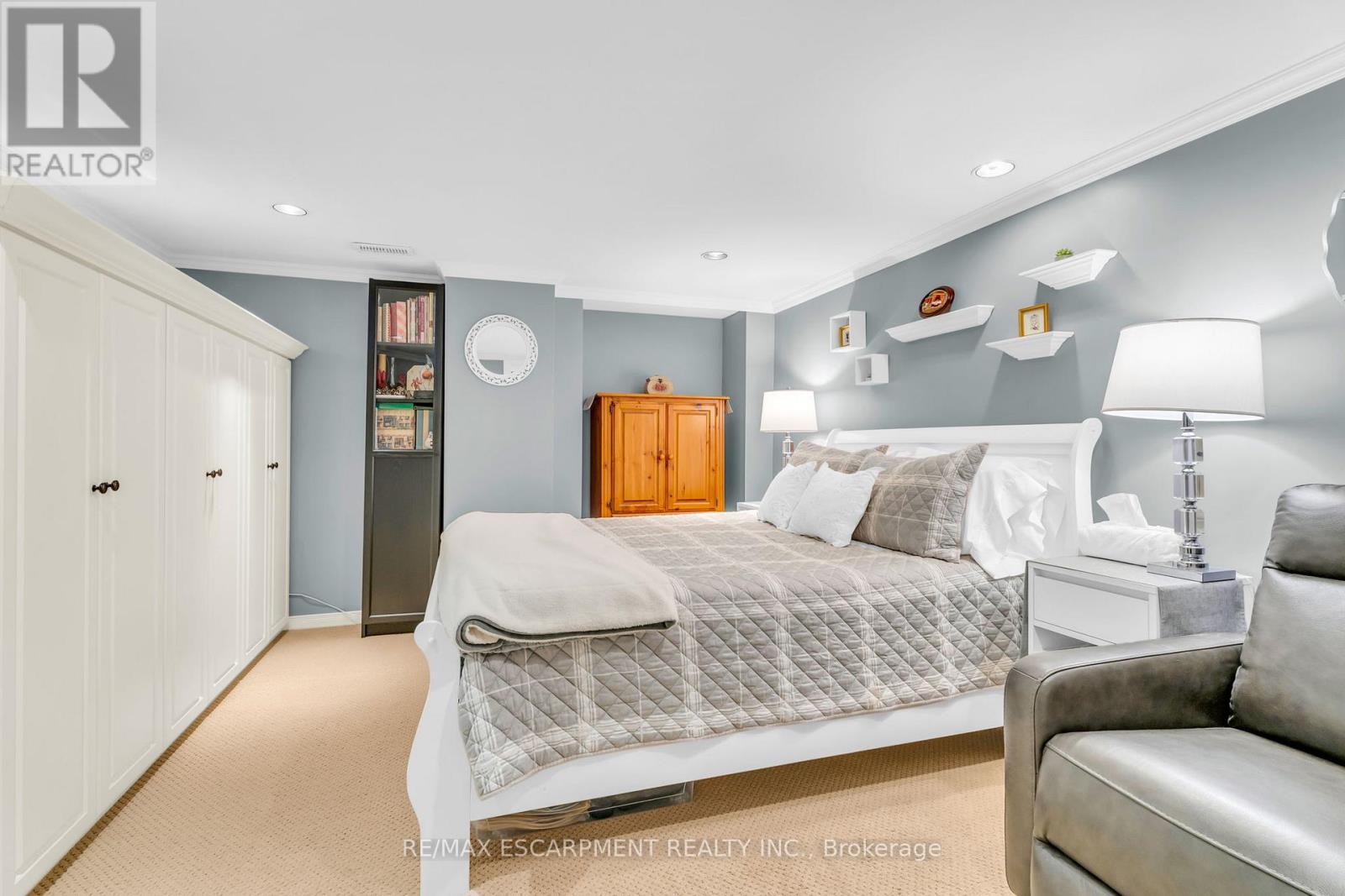 484 Bush Drive, Hamilton, Ontario  L9G 4T4 - Photo 40 - X13098206