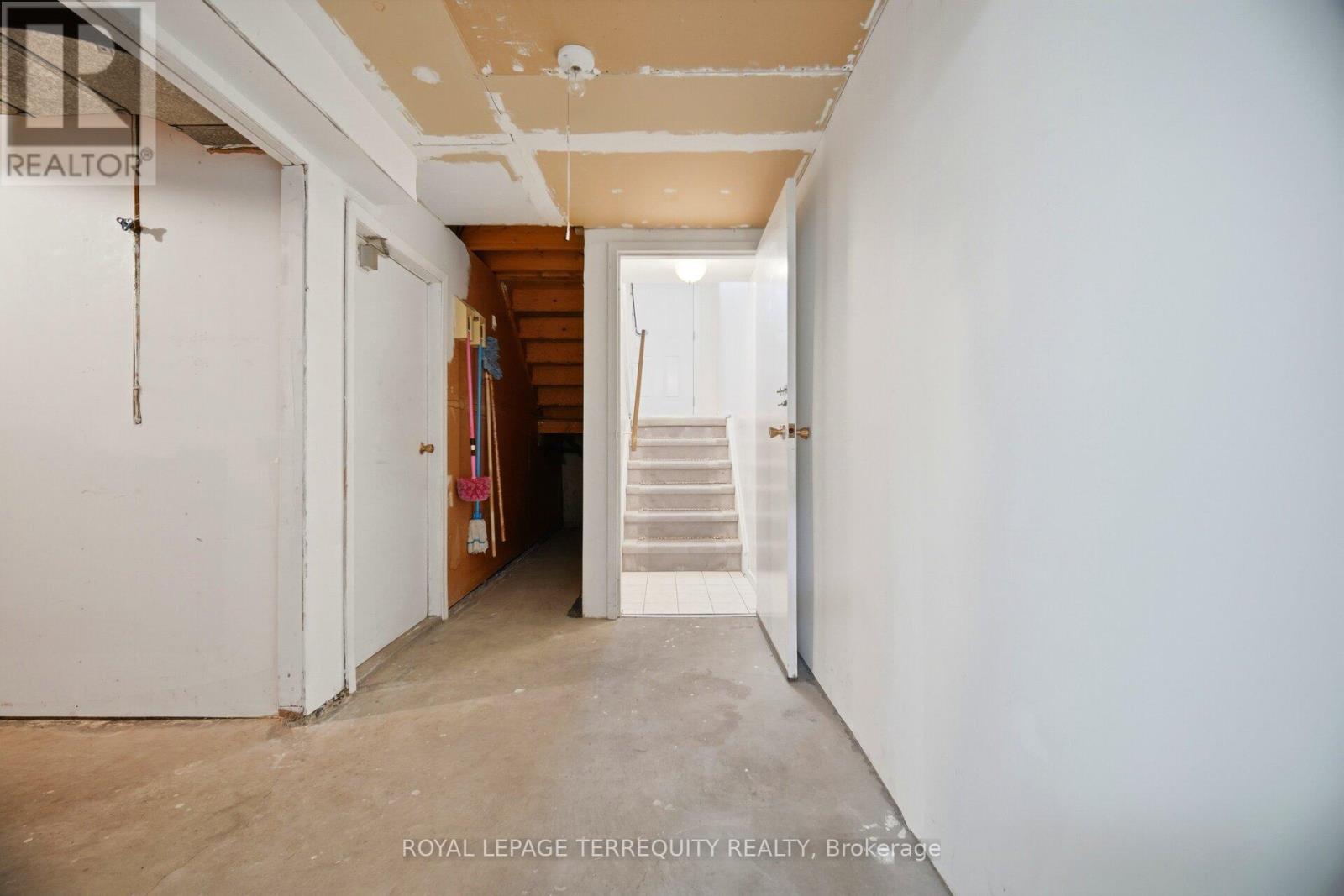 3 - 325 Mary Street, Hamilton, Ontario  L8L 8A2 - Photo 33 - X13098300