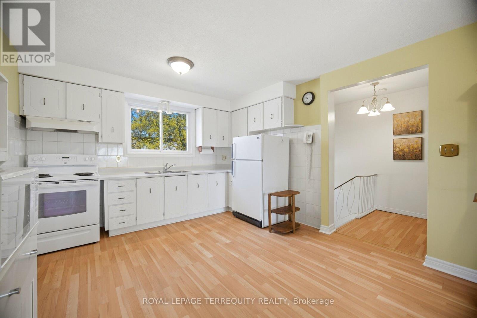 3 - 325 Mary Street, Hamilton, Ontario  L8L 8A2 - Photo 6 - X13098300