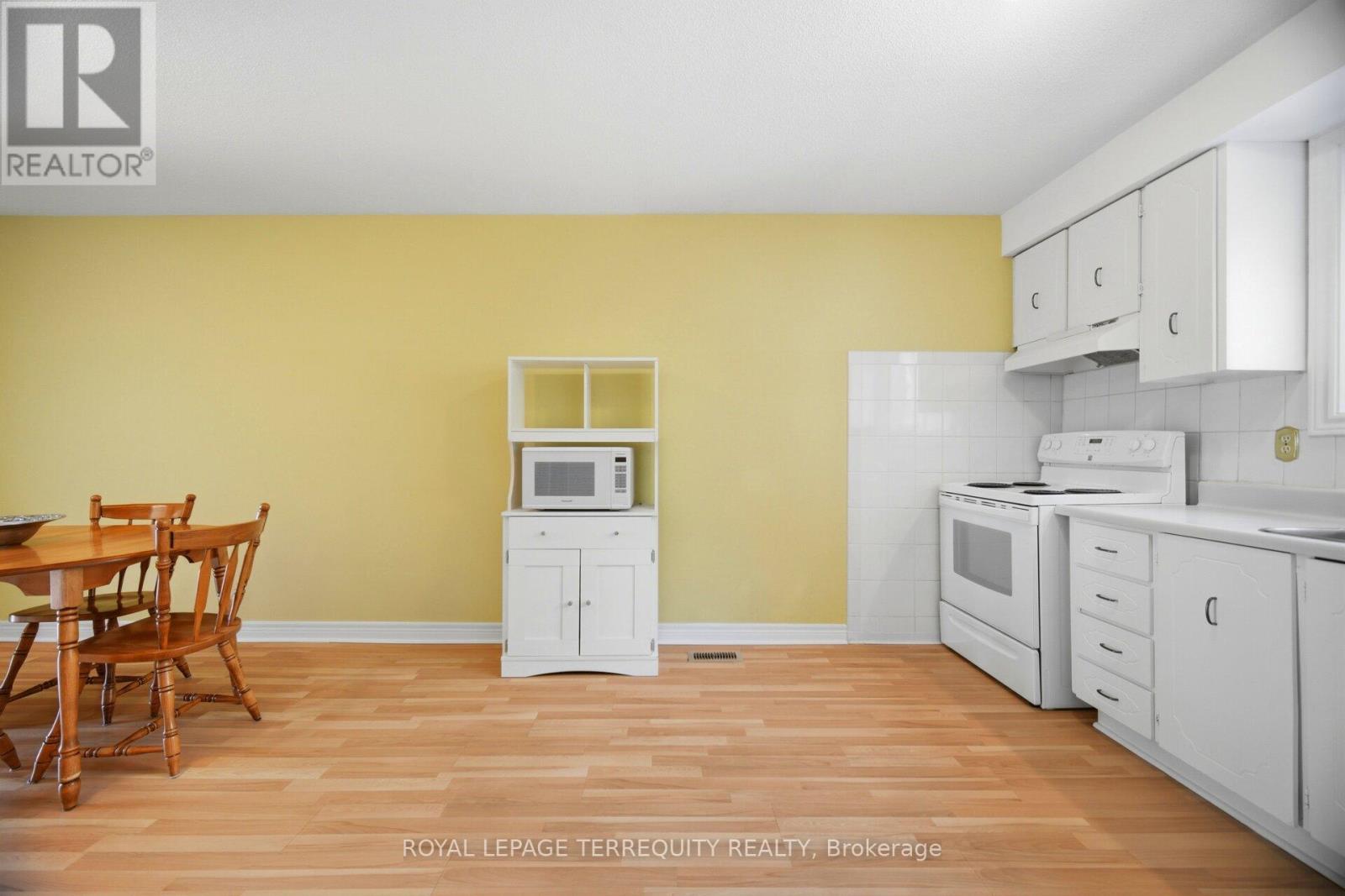 3 - 325 Mary Street, Hamilton, Ontario  L8L 8A2 - Photo 9 - X13098300