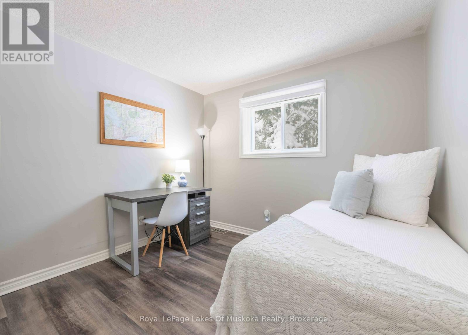 256 Woodland Drive, Huntsville, Ontario  P1H 1A6 - Photo 23 - X12716700