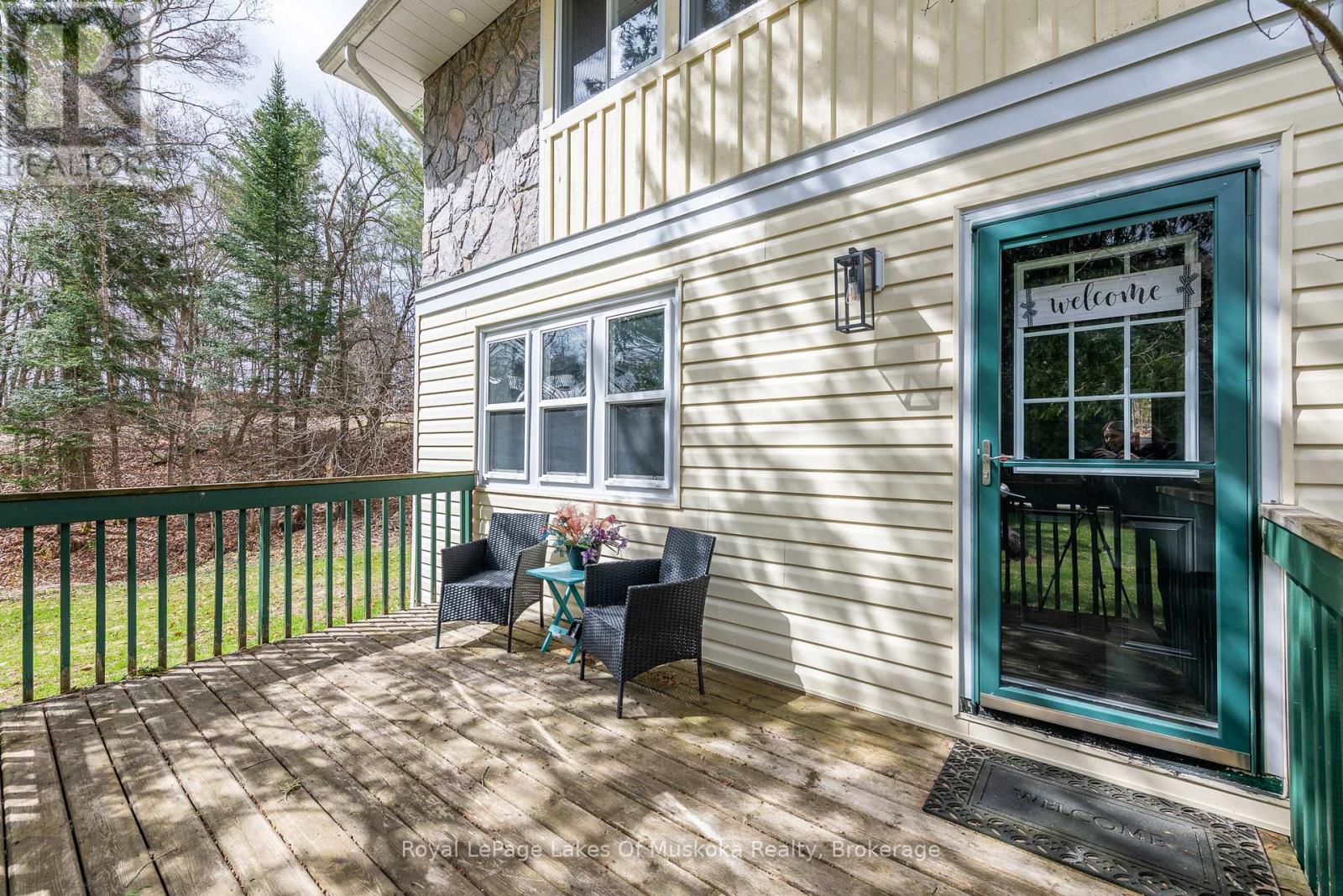 256 Woodland Drive, Huntsville, Ontario  P1H 1A6 - Photo 4 - X12716700