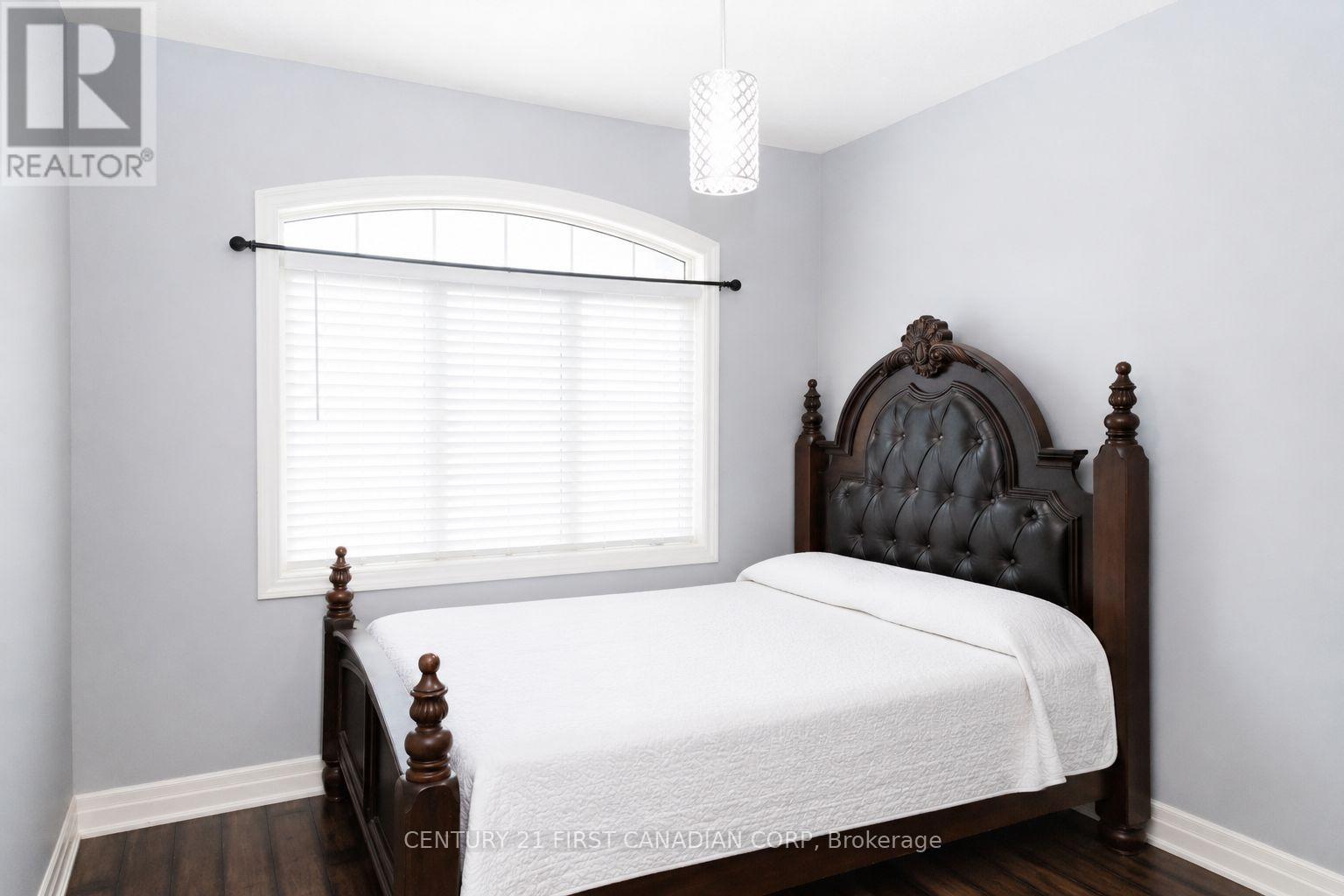 29 Hedges Court, St. Thomas, Ontario  N5R 6G4 - Photo 8 - X12969304