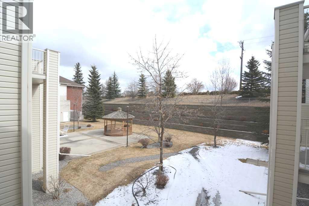 215, 56 Carroll Crescent, Red Deer, Alberta  T4P 3Y3 - Photo 14 - A2301500