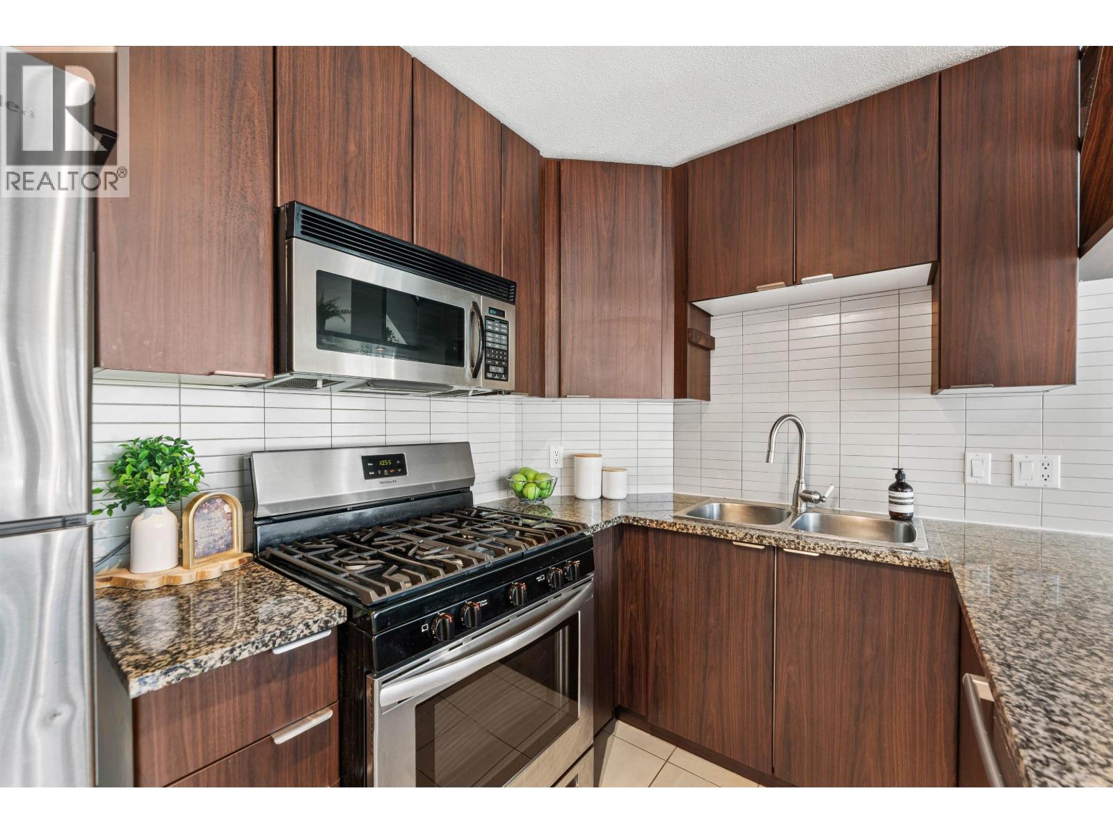 1002 1010 Richards Street, Vancouver, British Columbia  V6B 1G2 - Photo 18 - R3120889
