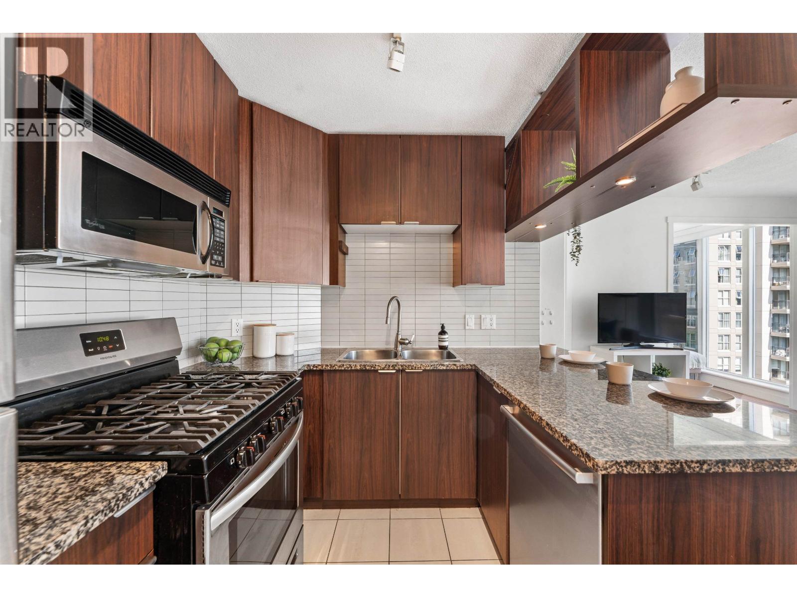 1002 1010 Richards Street, Vancouver, British Columbia  V6B 1G2 - Photo 4 - R3120889