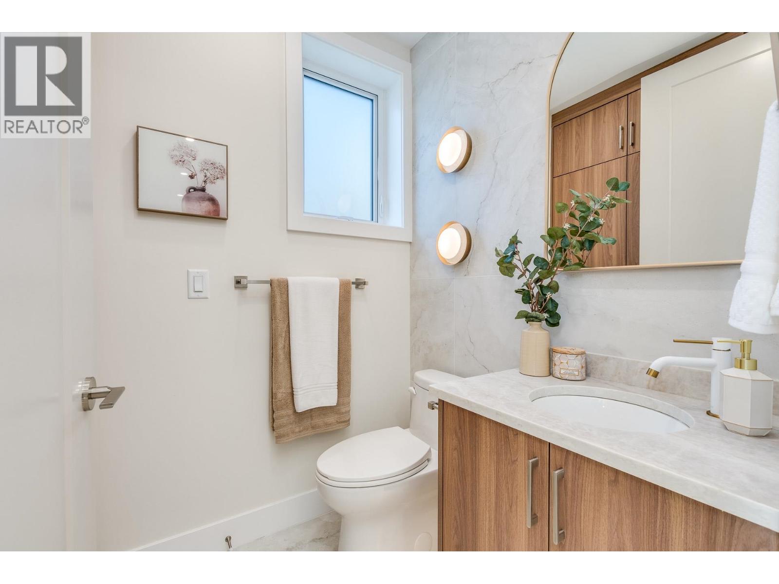 1 2943 E 44th Avenue, Vancouver, British Columbia  V5R 3A9 - Photo 13 - R3120902
